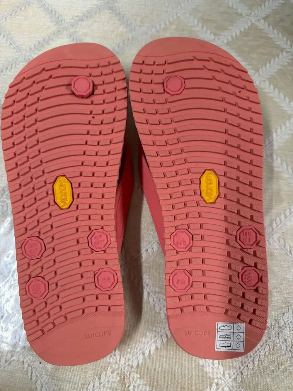 New Suicoke Von Slide Sandals Salmon Pink Mens 8 Womens 10